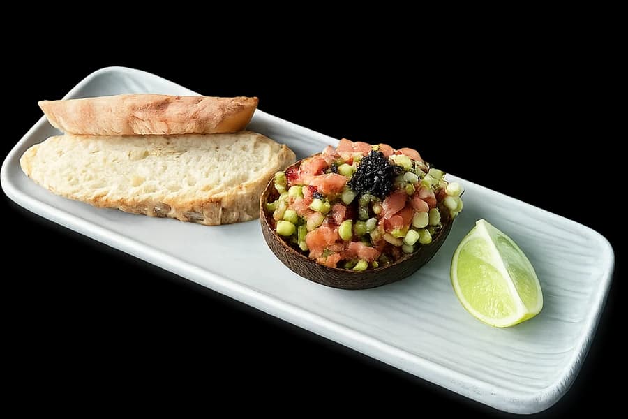 Tartar de Ton în Coajă de Avocado