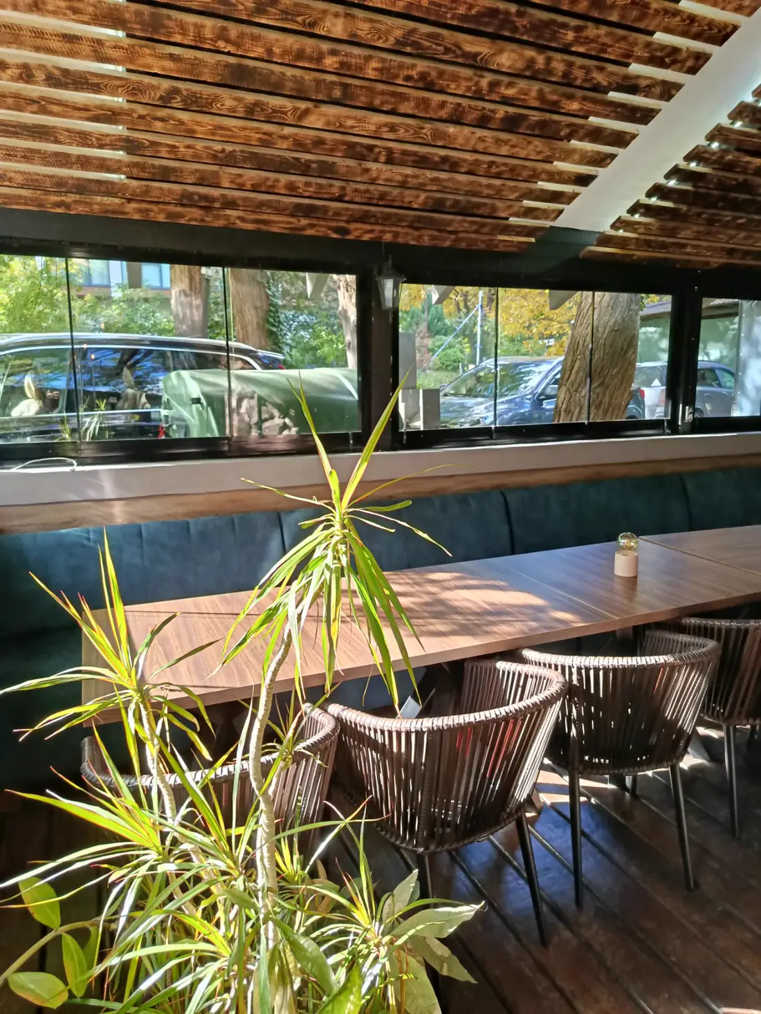 Covered terrace ambiance