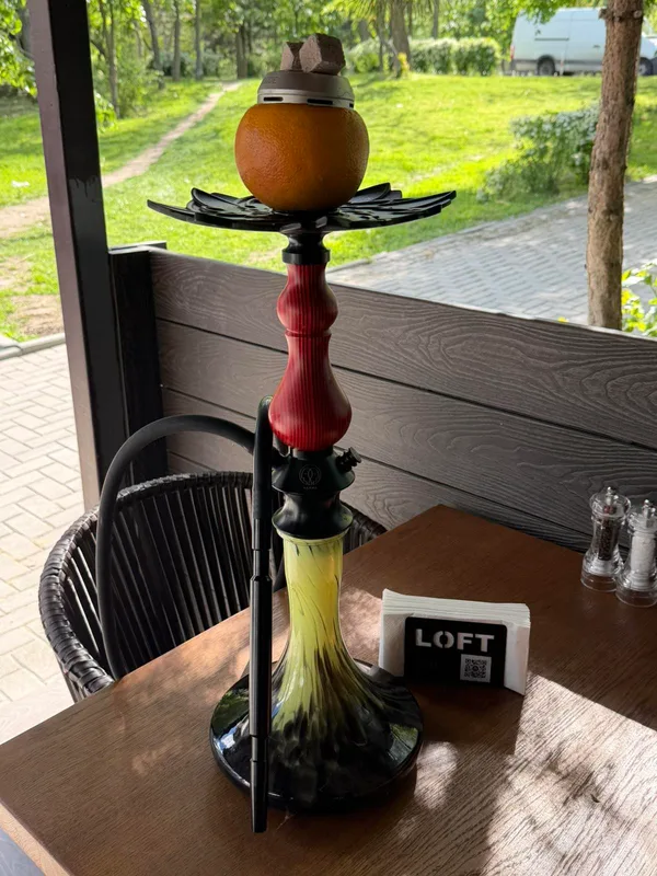 Narghilea pe grapefruit — Loft Pub Chișinău