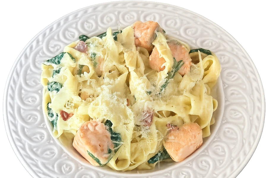 Salmon Pasta — 175 MDL